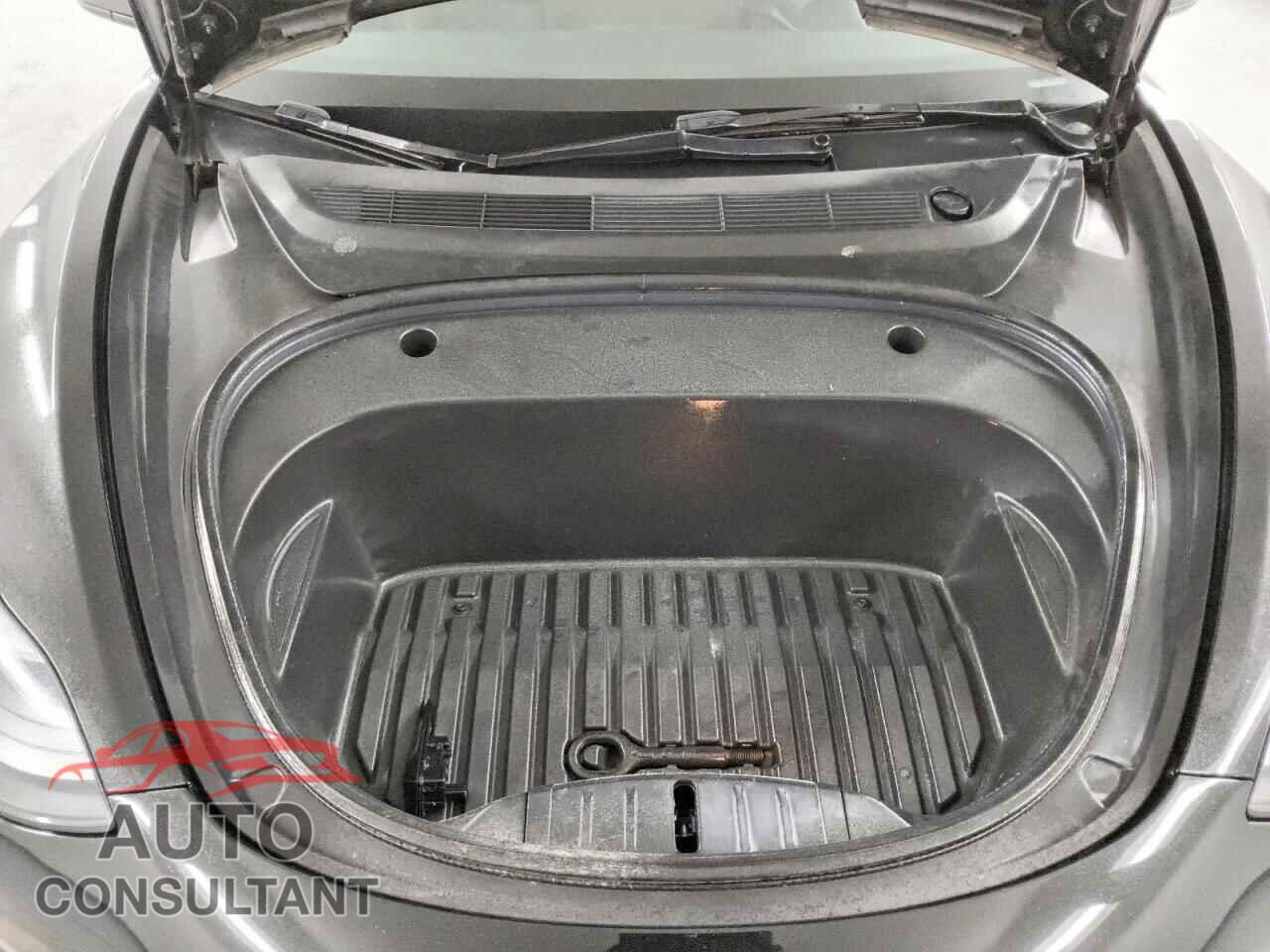 TESLA MODEL 3 2022 - 5YJ3E1EA5NF371203