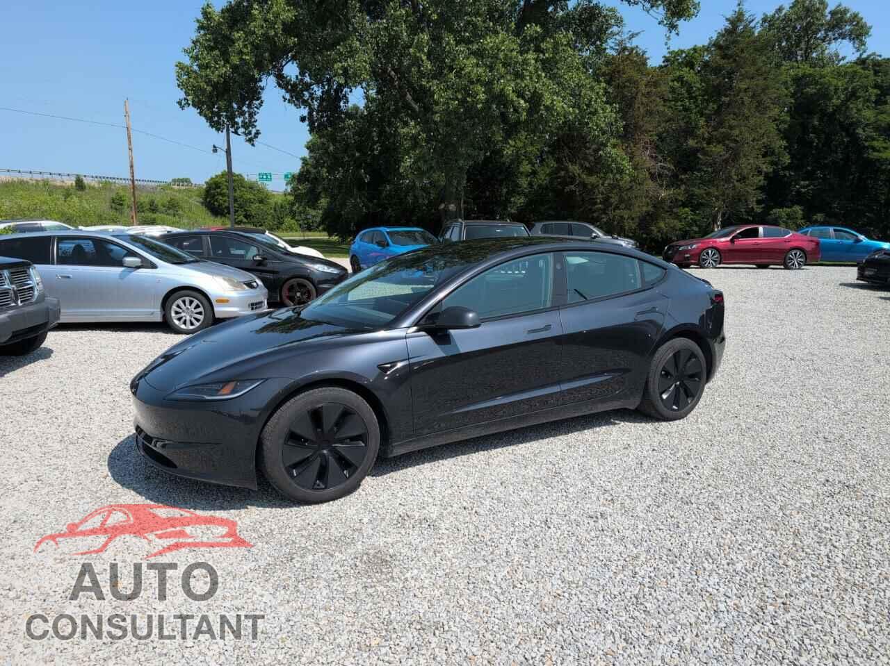 TESLA MODEL 3 2024 - 5YJ3E1EB6RF796279