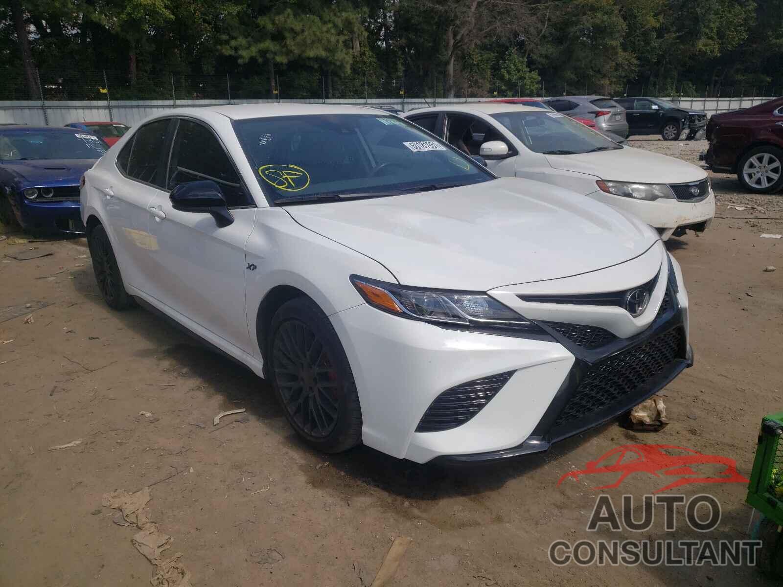 TOYOTA CAMRY 2020 - 4T1G11AKXLU966141