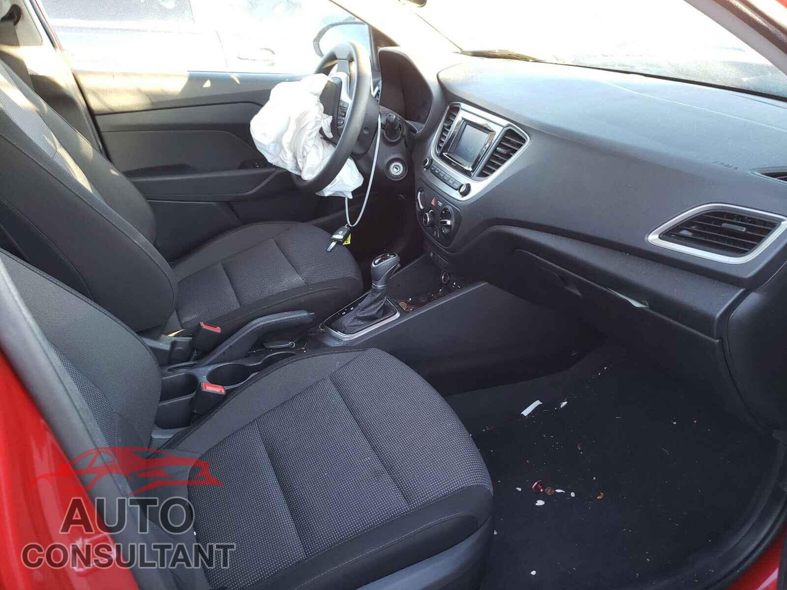 HYUNDAI ACCENT 2018 - 3KPC24A38JE013630