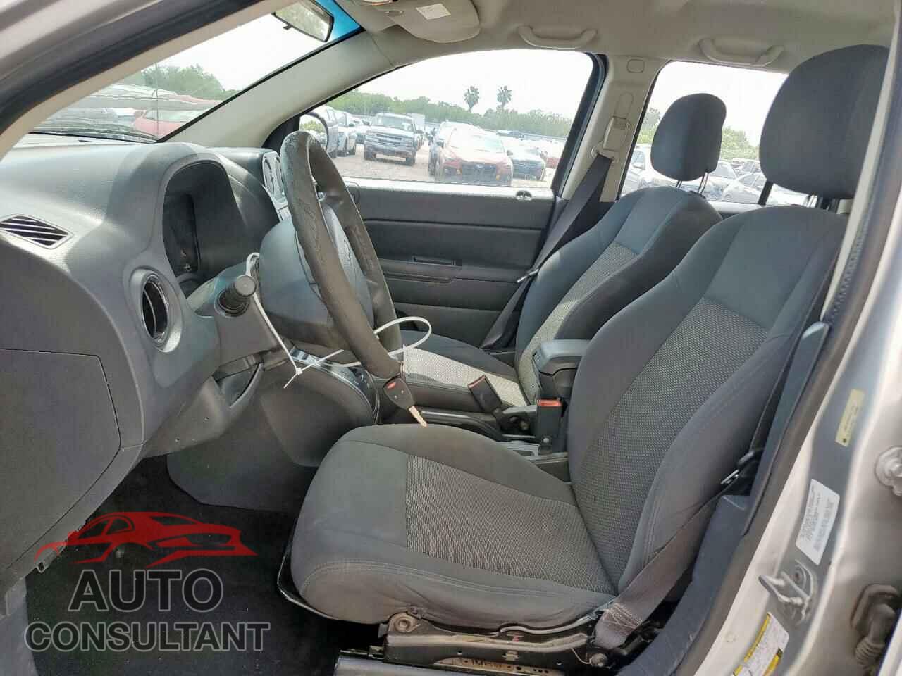 JEEP COMPASS 2010 - 1J4NT4FB5AD571257