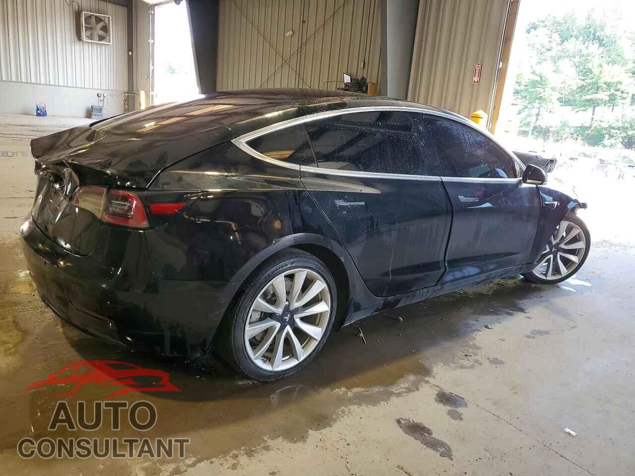 TESLA MODEL 3 2018 - 5YJ3E1EA4JF176302