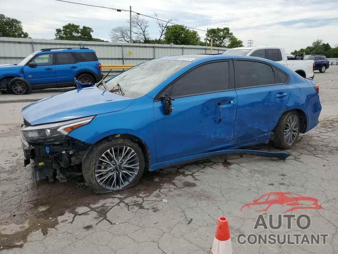 KIA FORTE 2023 - 3KPF54AD3PE617852