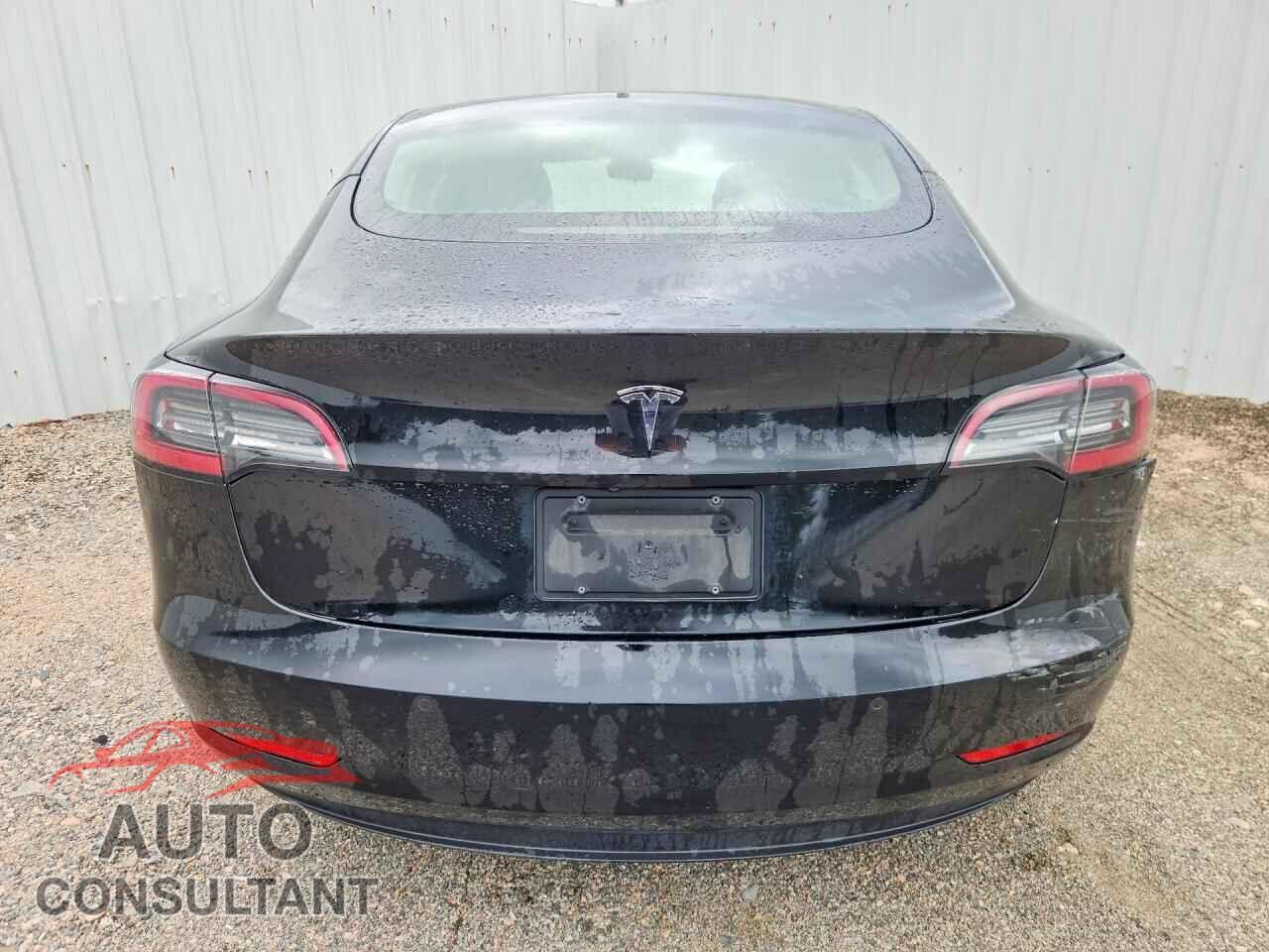 TESLA MODEL 3 2022 - 5YJ3E1EA5NF190098