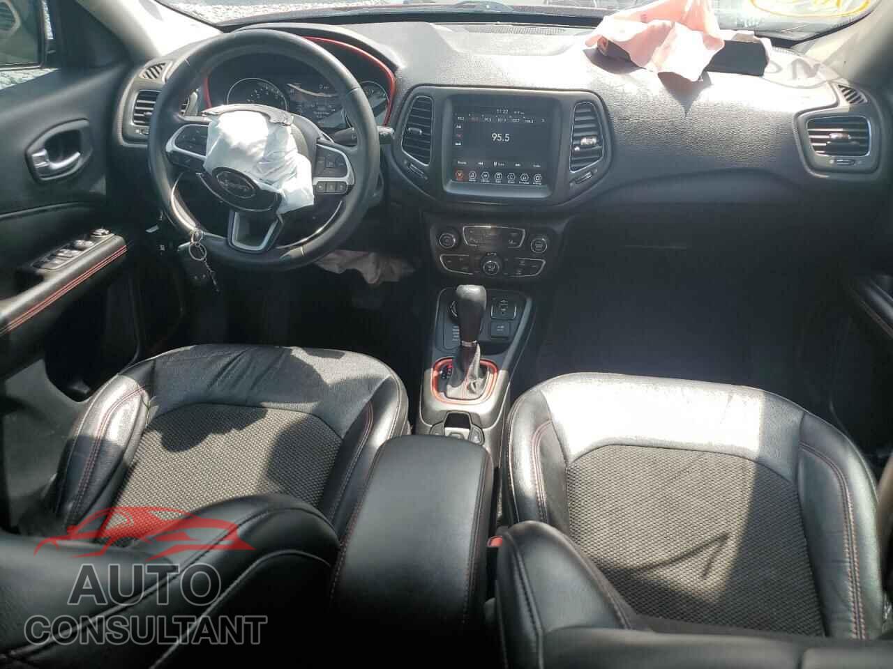 JEEP COMPASS 2021 - 3C4NJDDB8MT556491