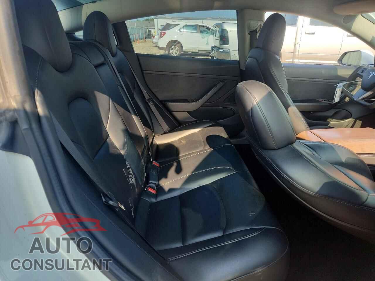 TESLA MODEL 3 2019 - 5YJ3E1EA4KF482966