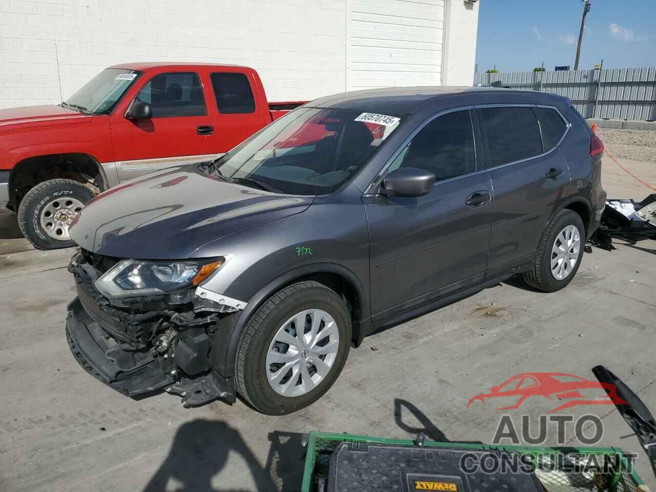 NISSAN ROGUE 2017 - 5N1AT2MT1HC780365