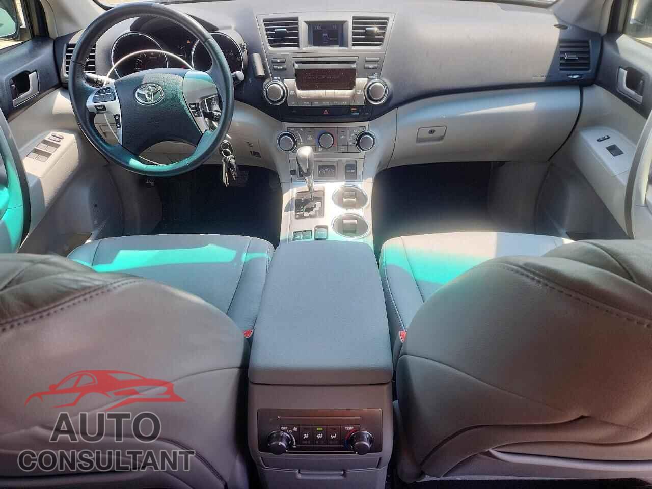 TOYOTA HIGHLANDER 2012 - 5TDBK3EH7CS154063