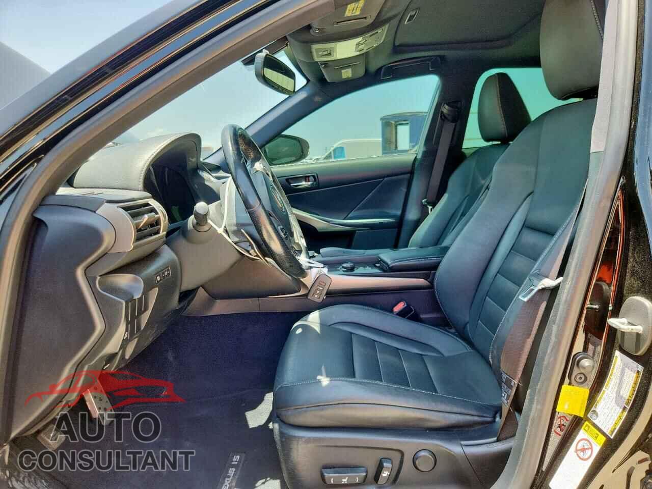 LEXUS IS 2014 - JTHBF1D24E5031835