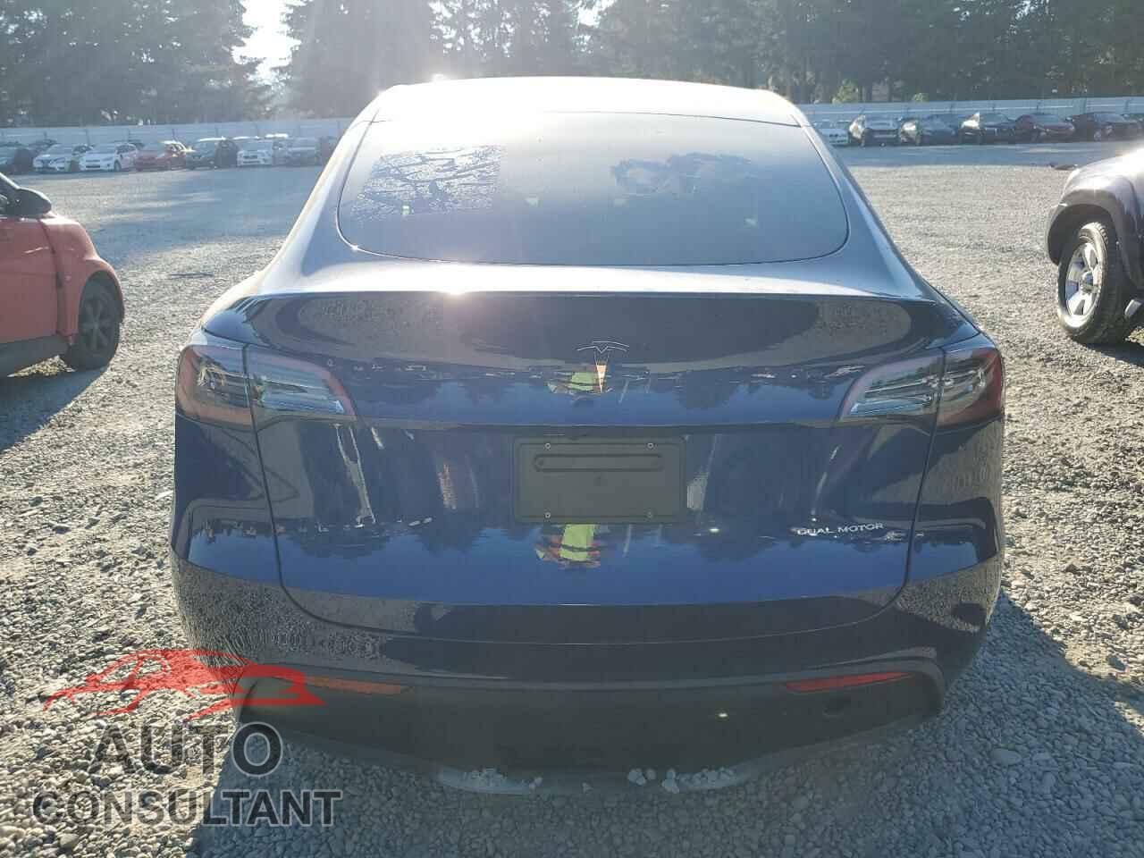 TESLA MODEL Y 2024 - 7SAYGDEE2RF006541