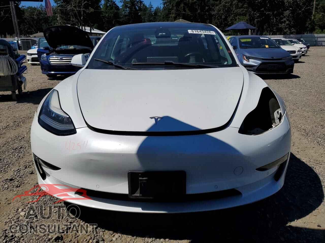 TESLA MODEL 3 2018 - 5YJ3E1EB8JF092458