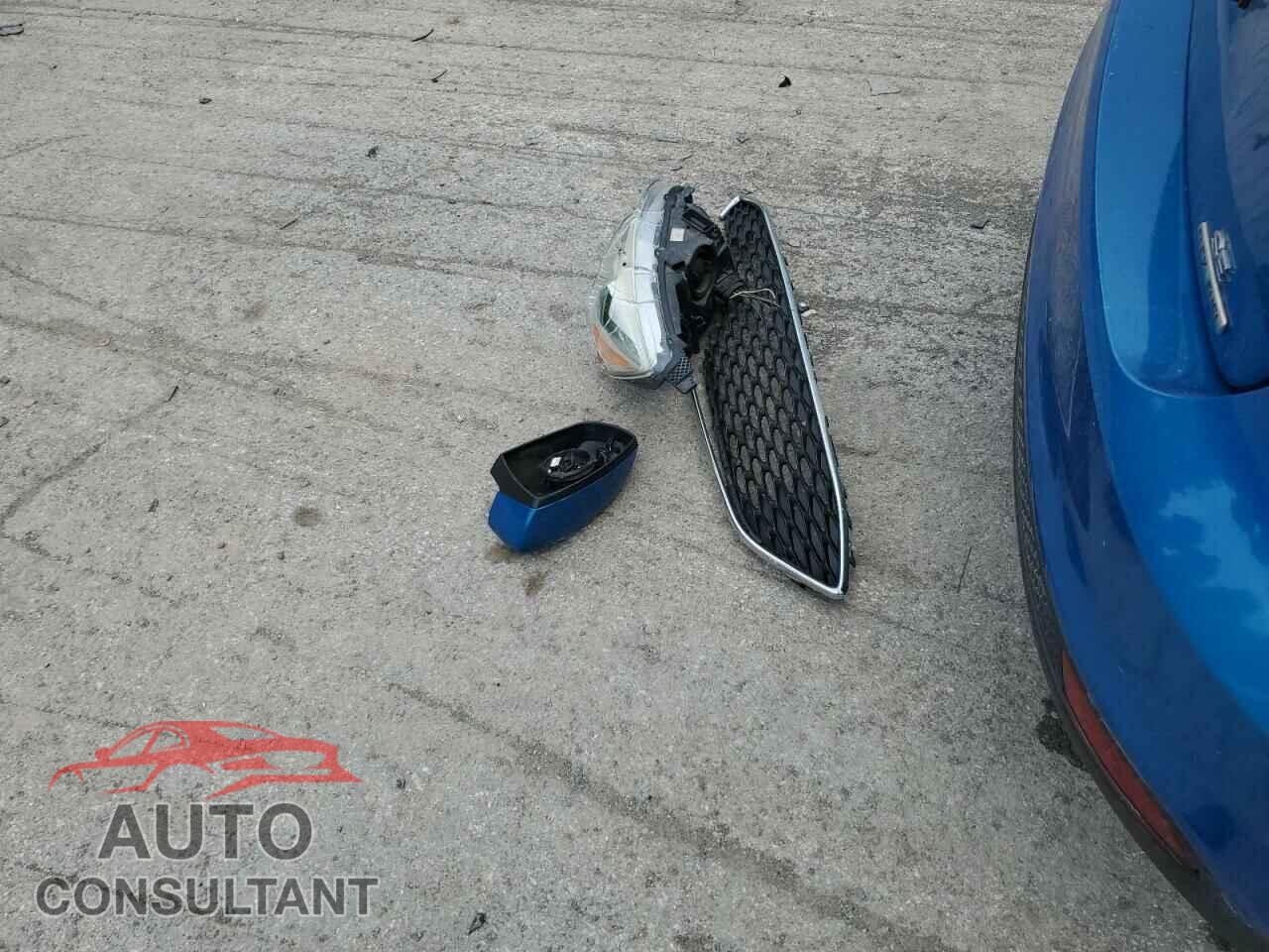 FORD FOCUS 2015 - 1FADP3F20FL355464