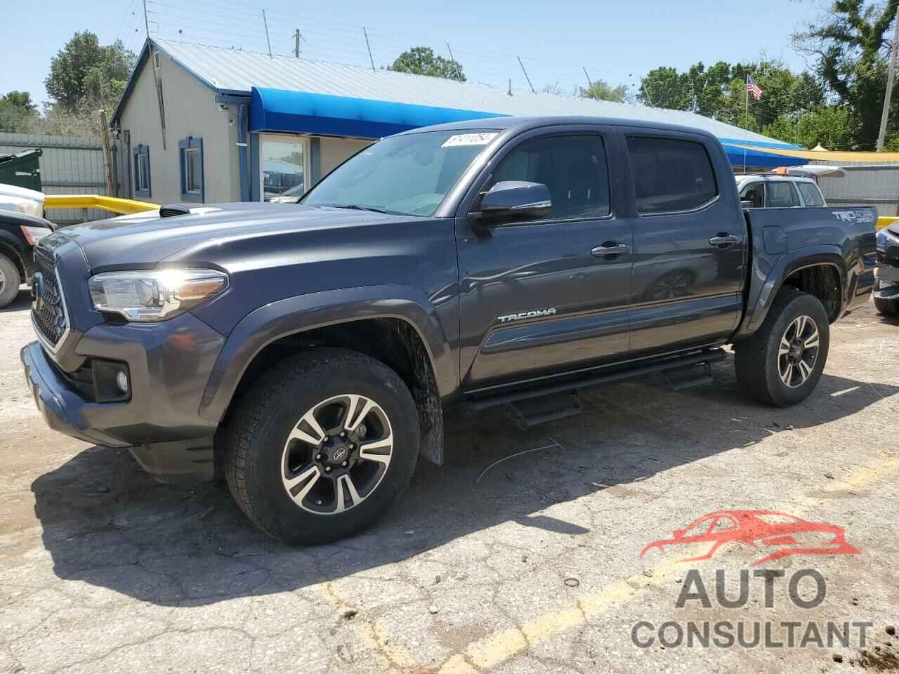 TOYOTA TACOMA 2018 - 3TMCZ5AN0JM180153