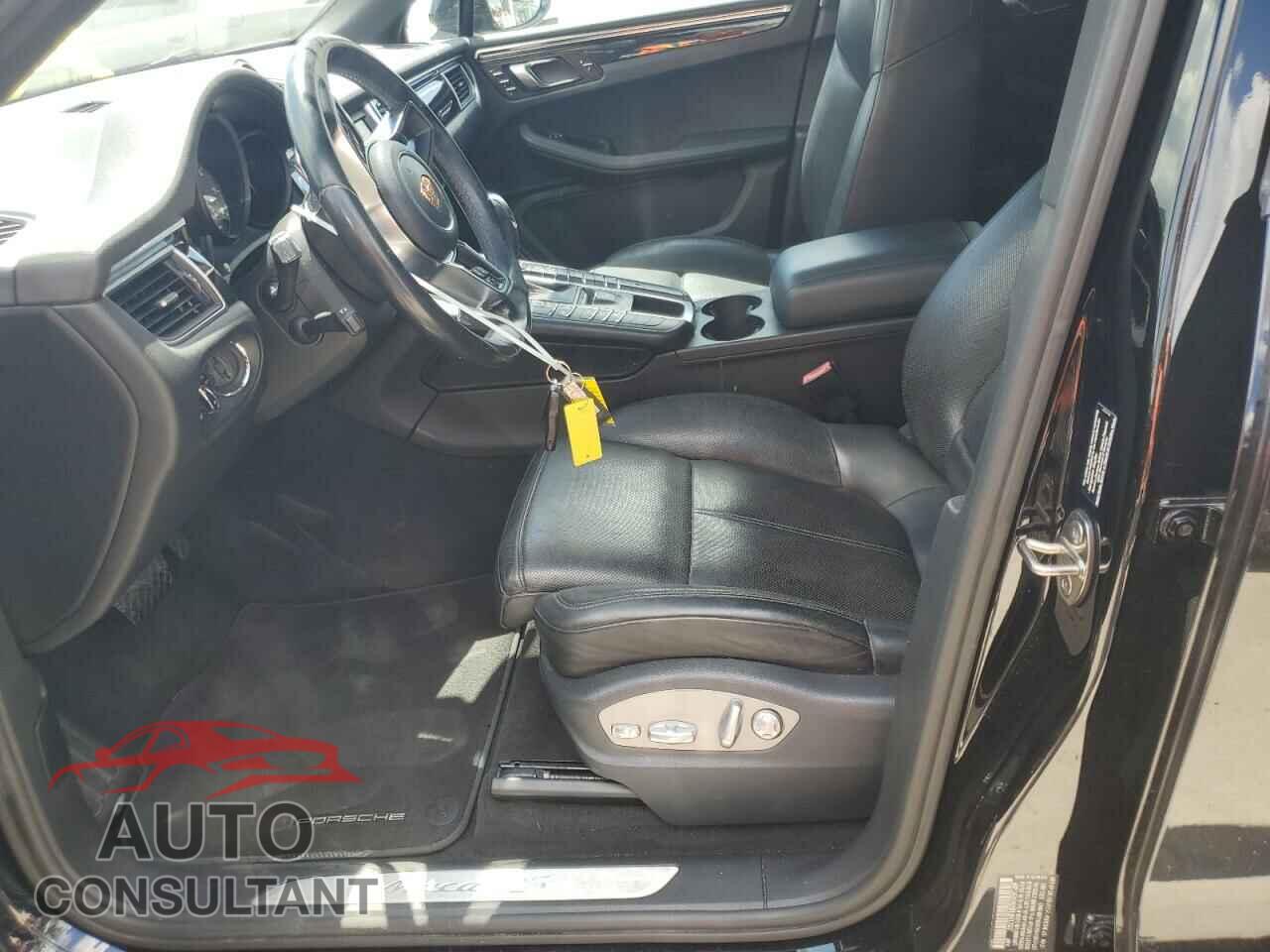 PORSCHE MACAN 2015 - WP1AB2A58FLB41747