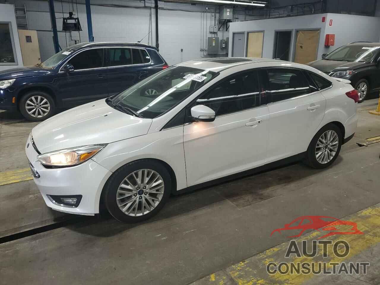 FORD FOCUS 2017 - 1FADP3J25HL213184