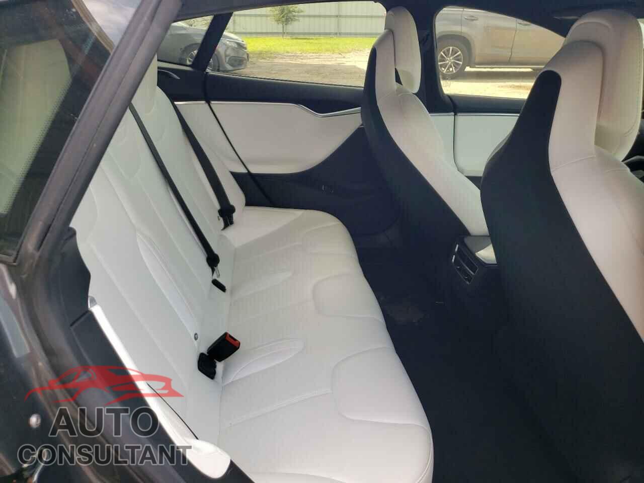 TESLA MODEL S 2017 - 5YJSA1E25HF209897