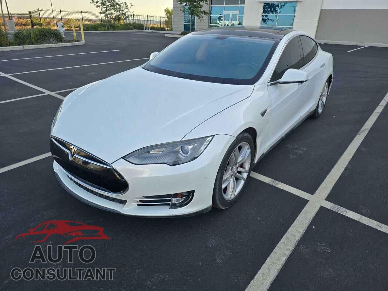 TESLA MODEL S 2012 - 5YJSA1CN1CFP02658