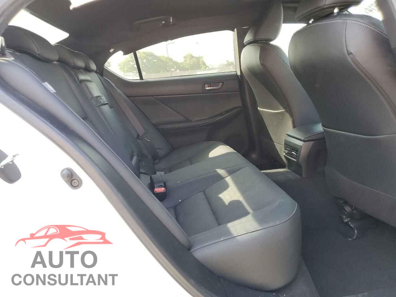 LEXUS IS 2023 - JTHCA1D21P5123684