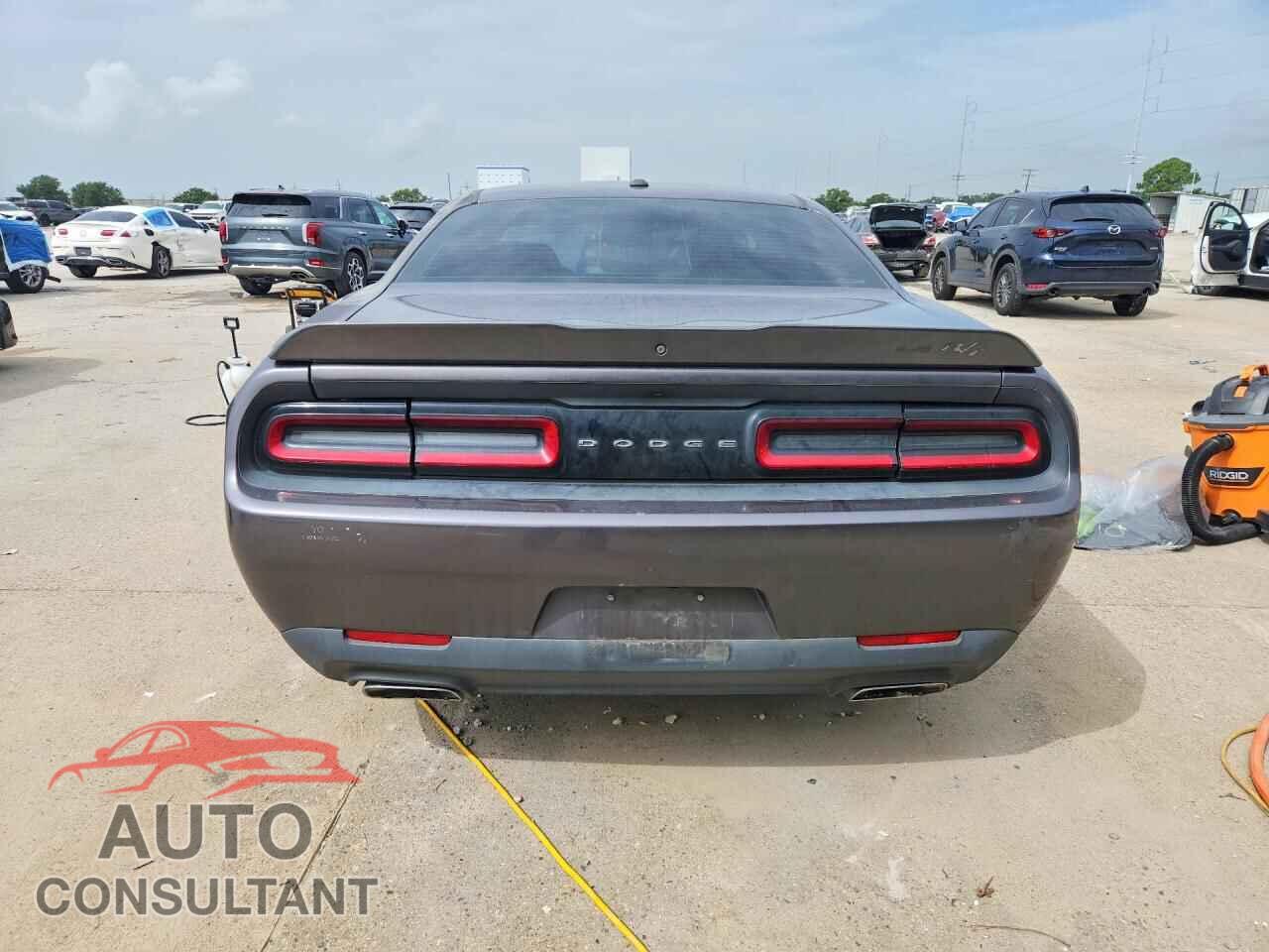 DODGE CHALLENGER 2018 - 2C3CDZBT1JH123742