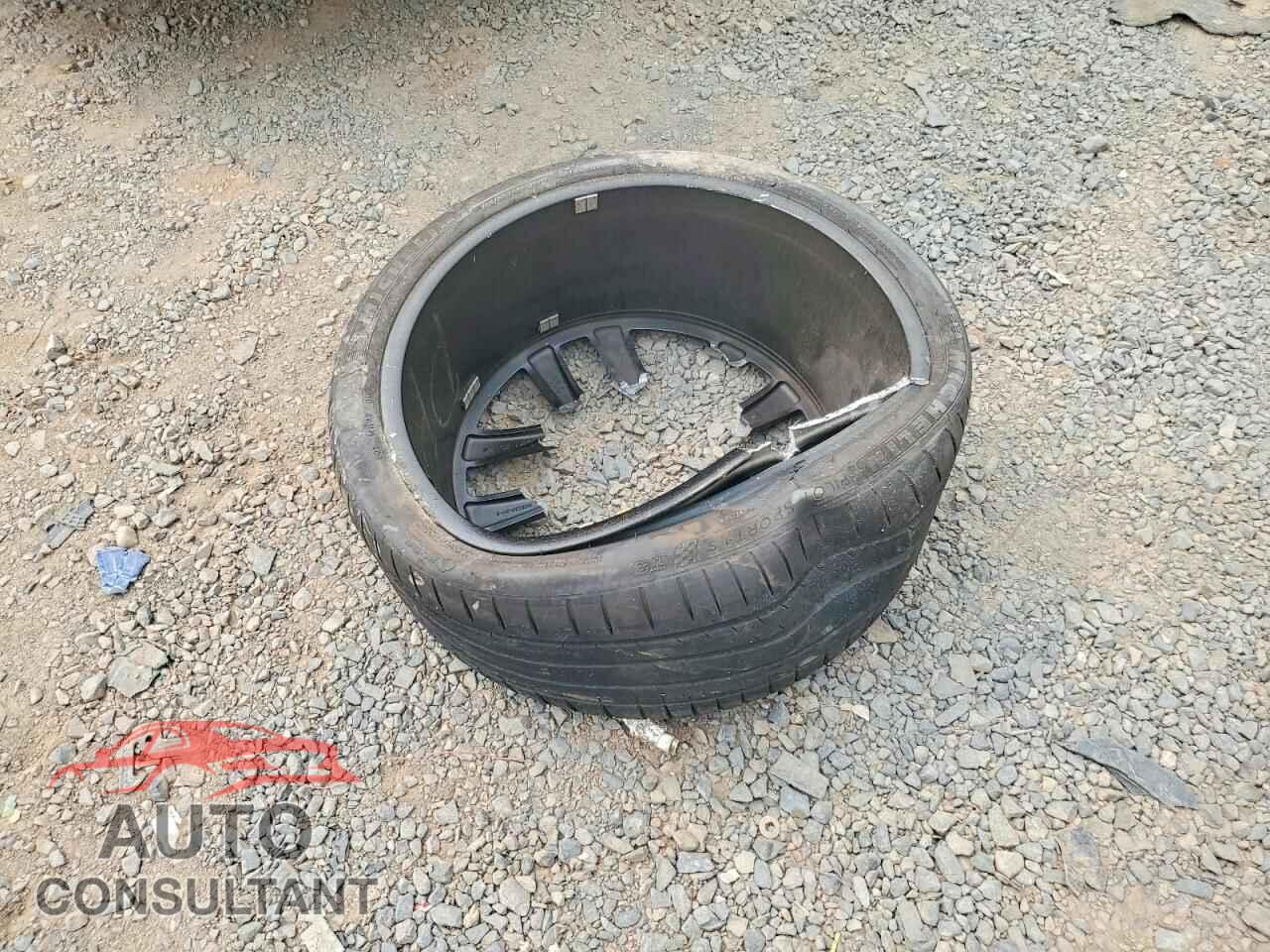 TESLA MODEL S 2021 - 5YJSA1E65MF444085