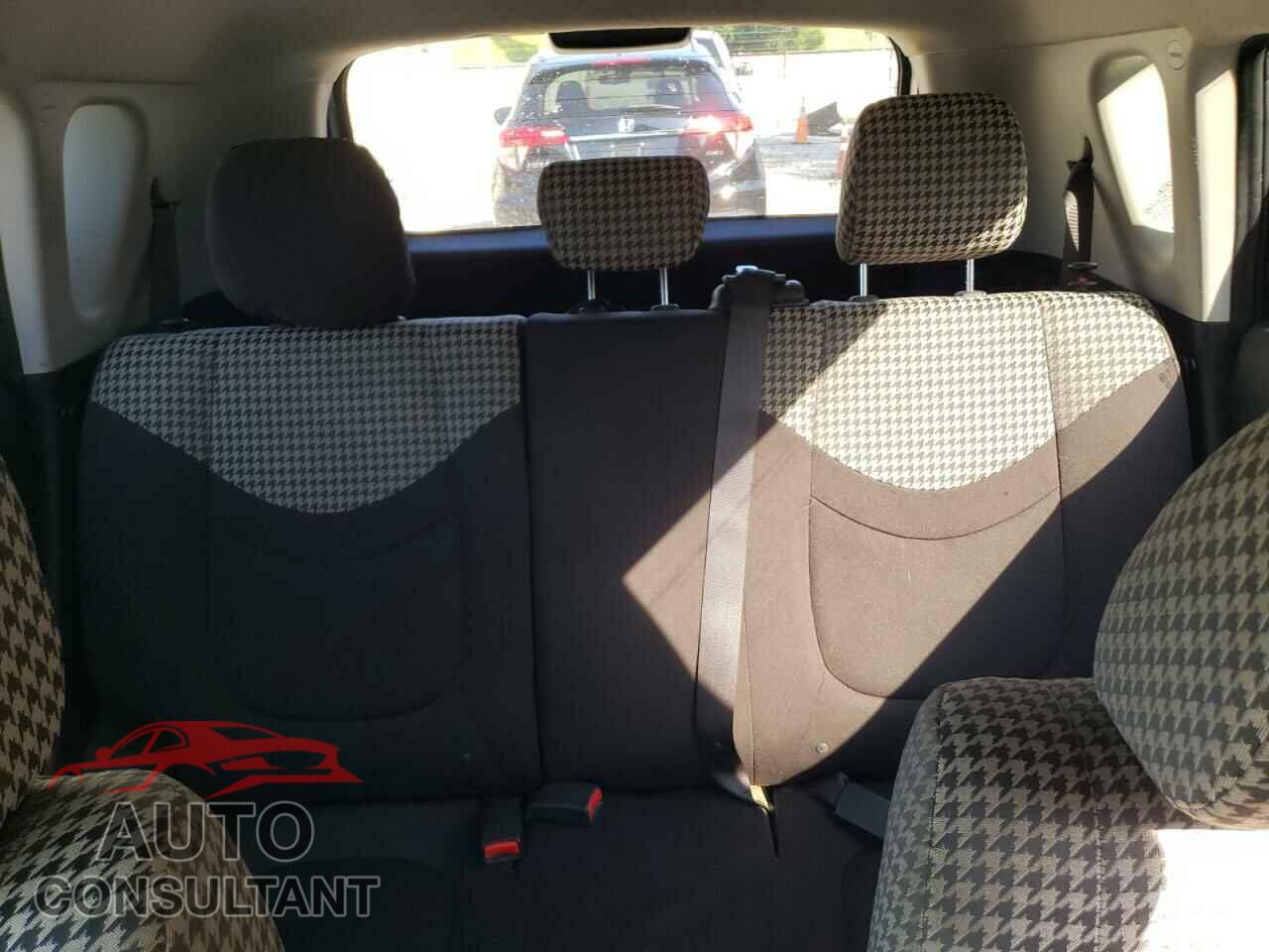 KIA SOUL 2011 - KNDJT2A25B7242512