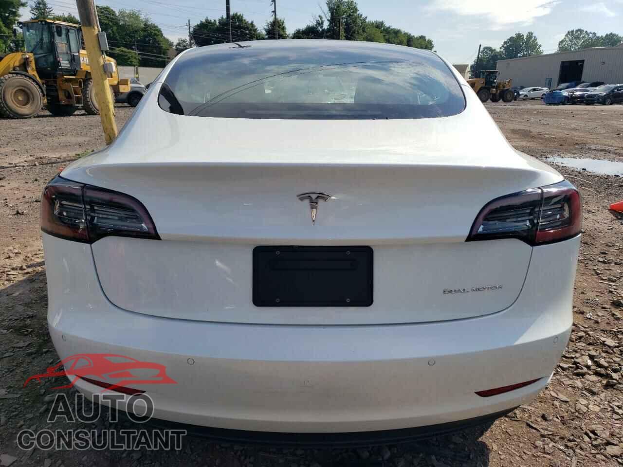 TESLA MODEL 3 2021 - 5YJ3E1EB8MF919072