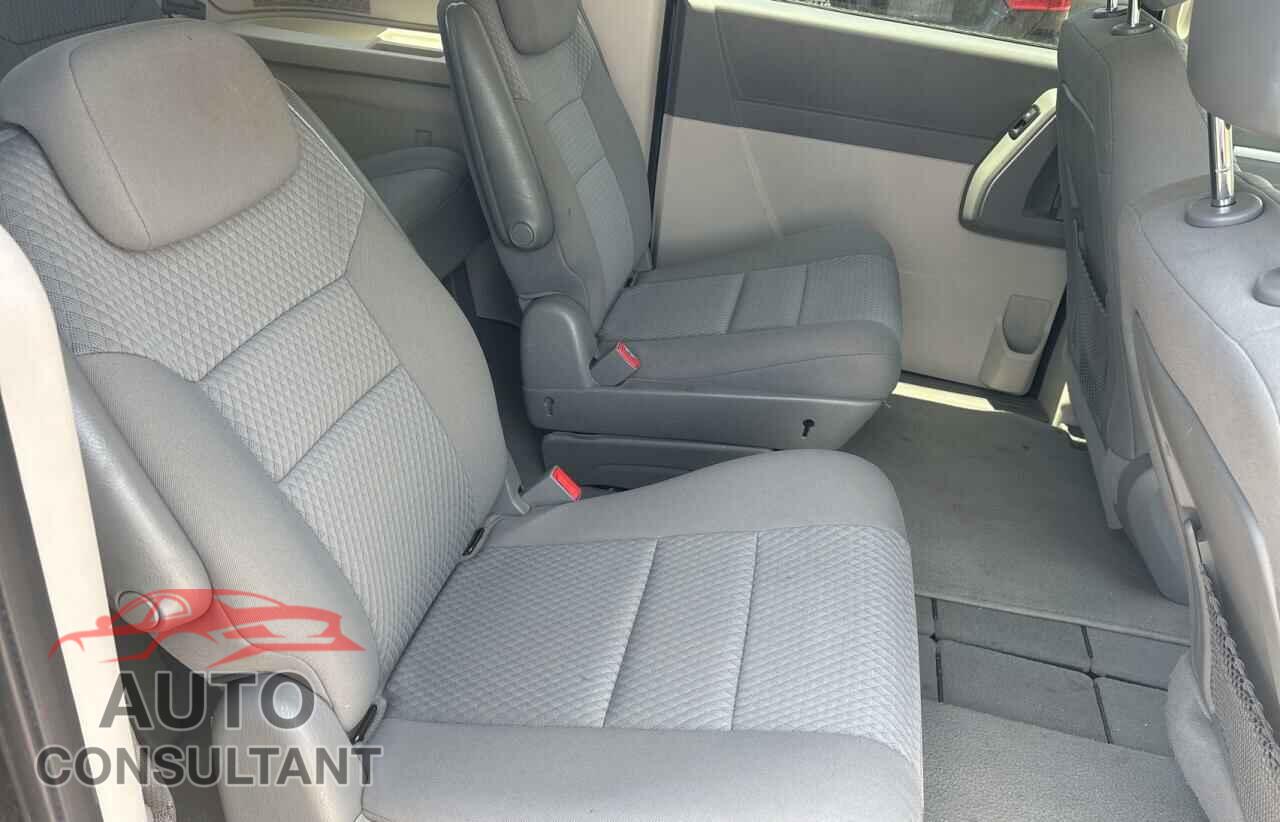 DODGE CARAVAN 2010 - 2D4RN4DE2AR465251