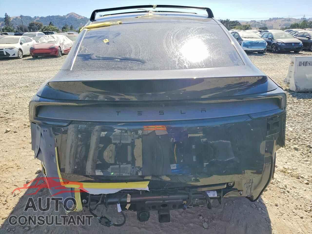 TESLA MODEL Y 2026 - 7SAYGDEEXTF400201