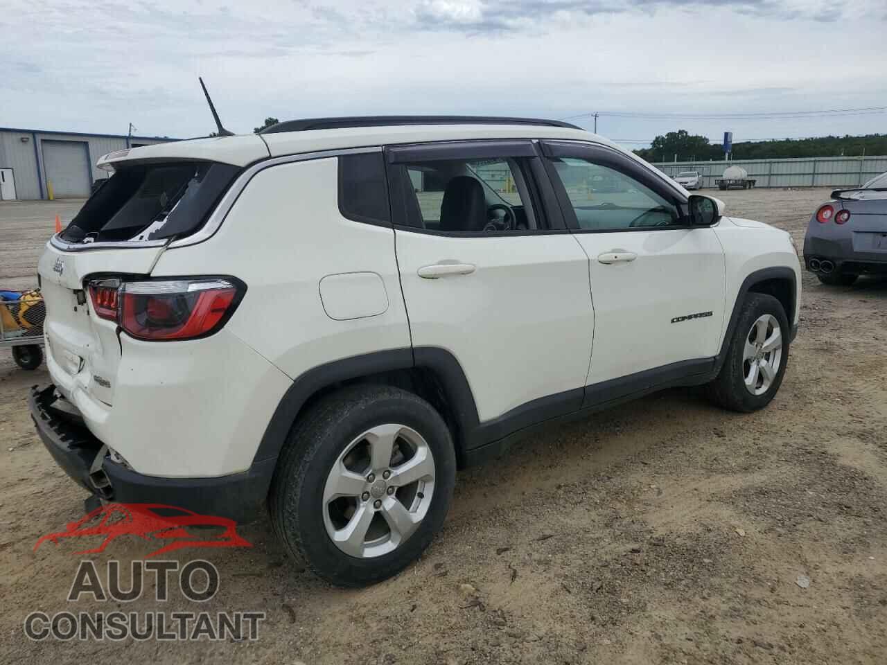 JEEP COMPASS 2018 - 3C4NJDBBXJT315899