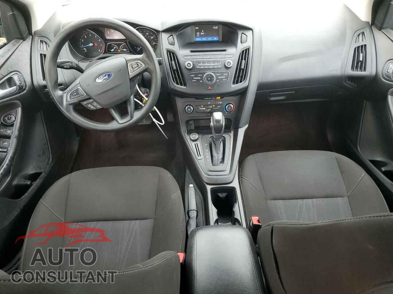FORD FOCUS 2015 - 1FADP3F21FL287434