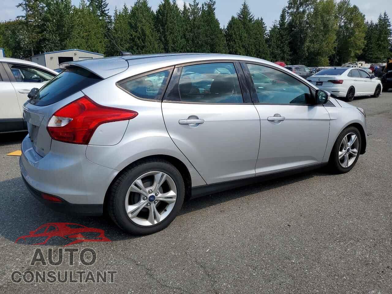 FORD FOCUS 2014 - 1FADP3K2XEL132613