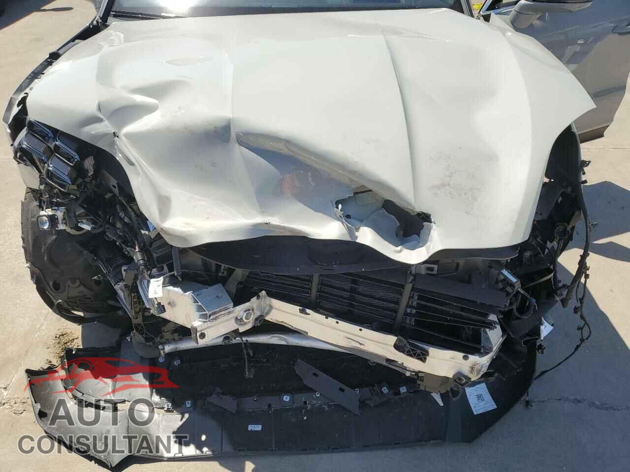 PORSCHE CAYENNE 2024 - WP1AA2AY4RDA10598