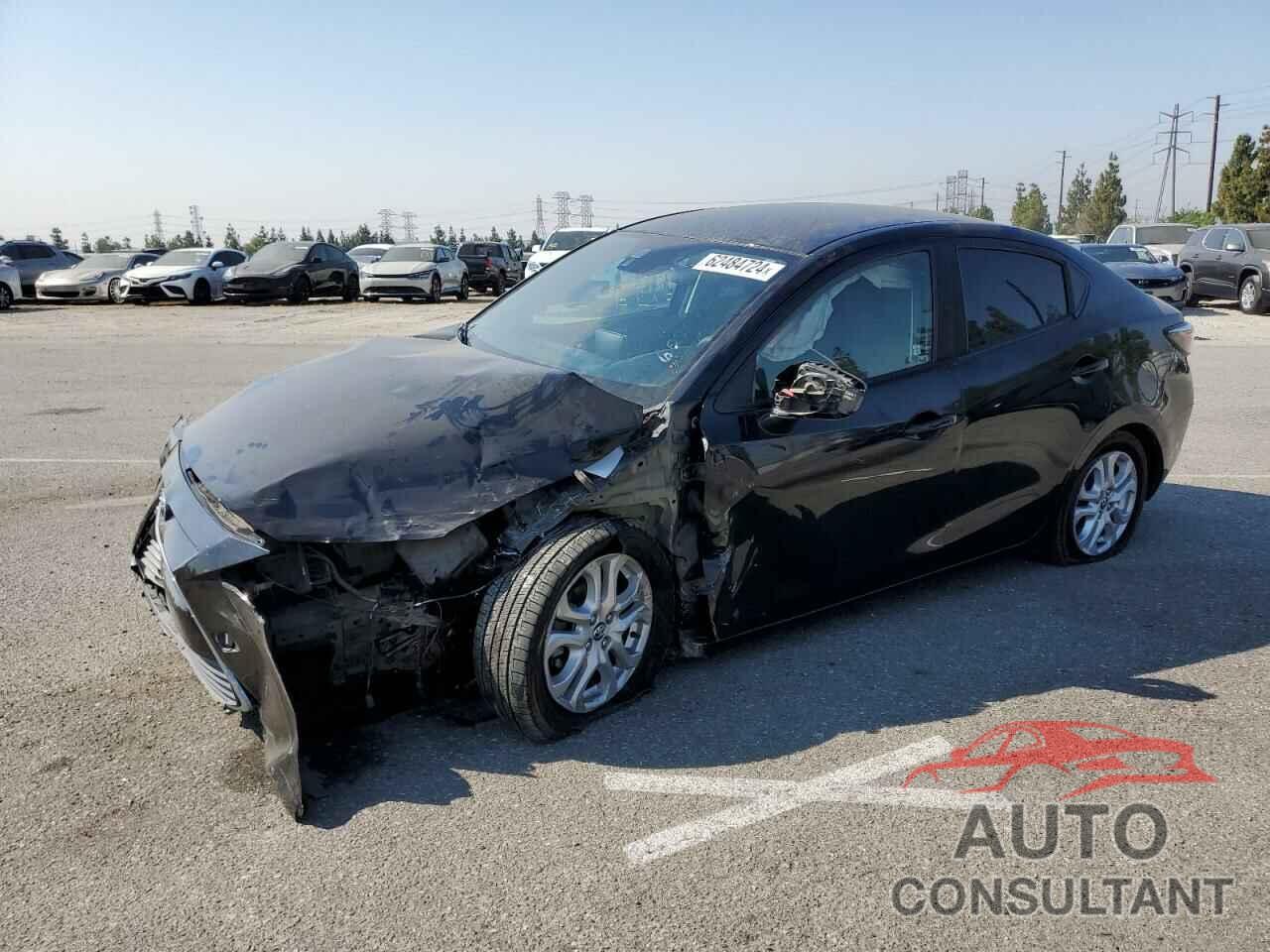 TOYOTA YARIS 2017 - 3MYDLBYV3HY157139