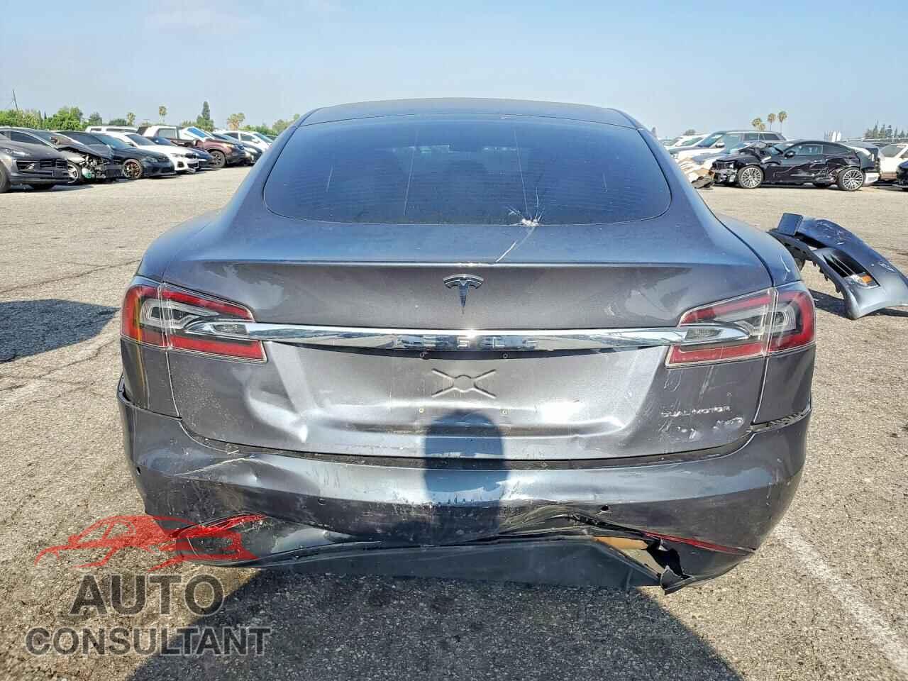 TESLA MODEL S 2021 - 5YJSA1E24MF423869