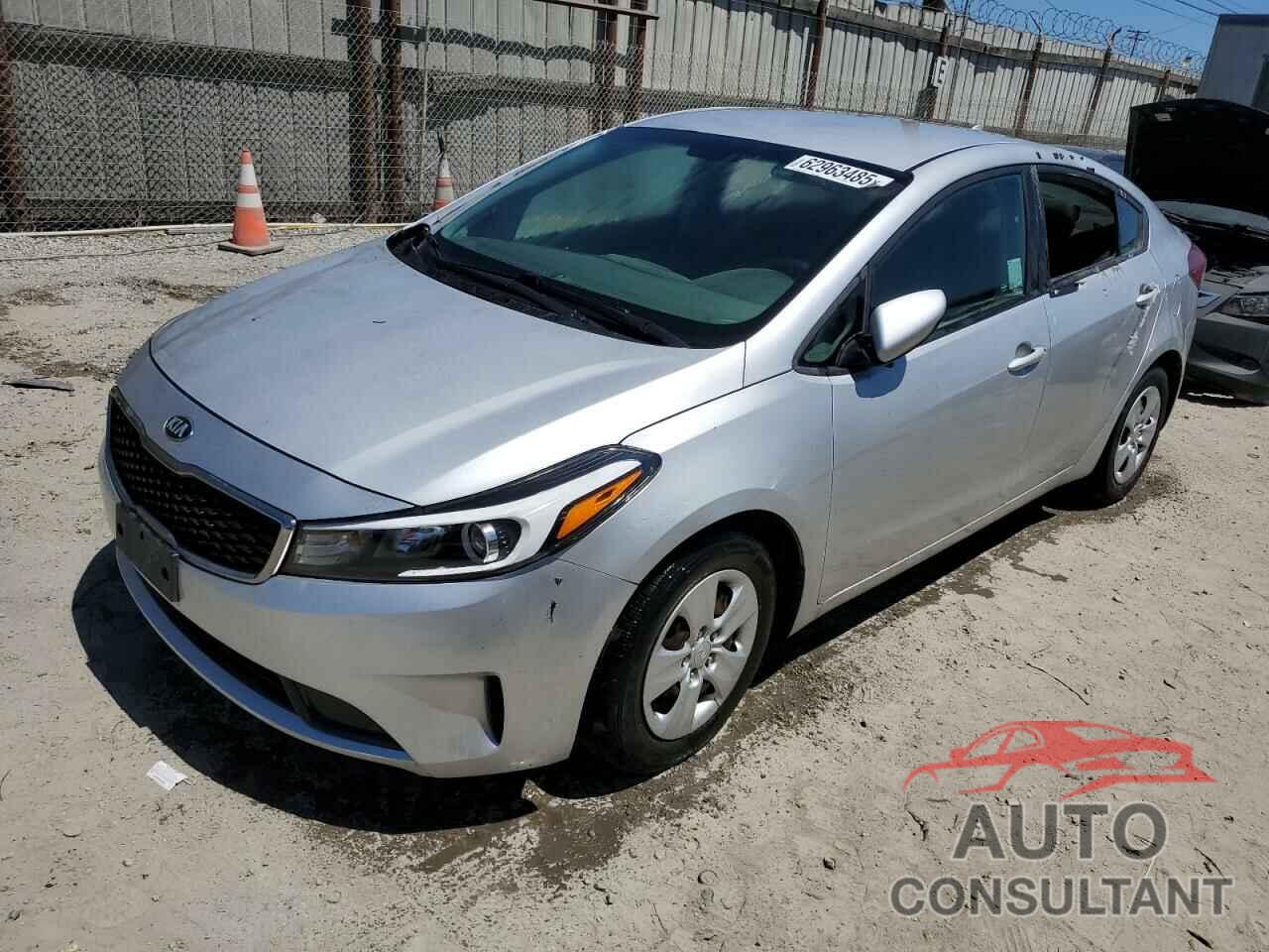 KIA FORTE 2017 - 3KPFK4A74HE099254