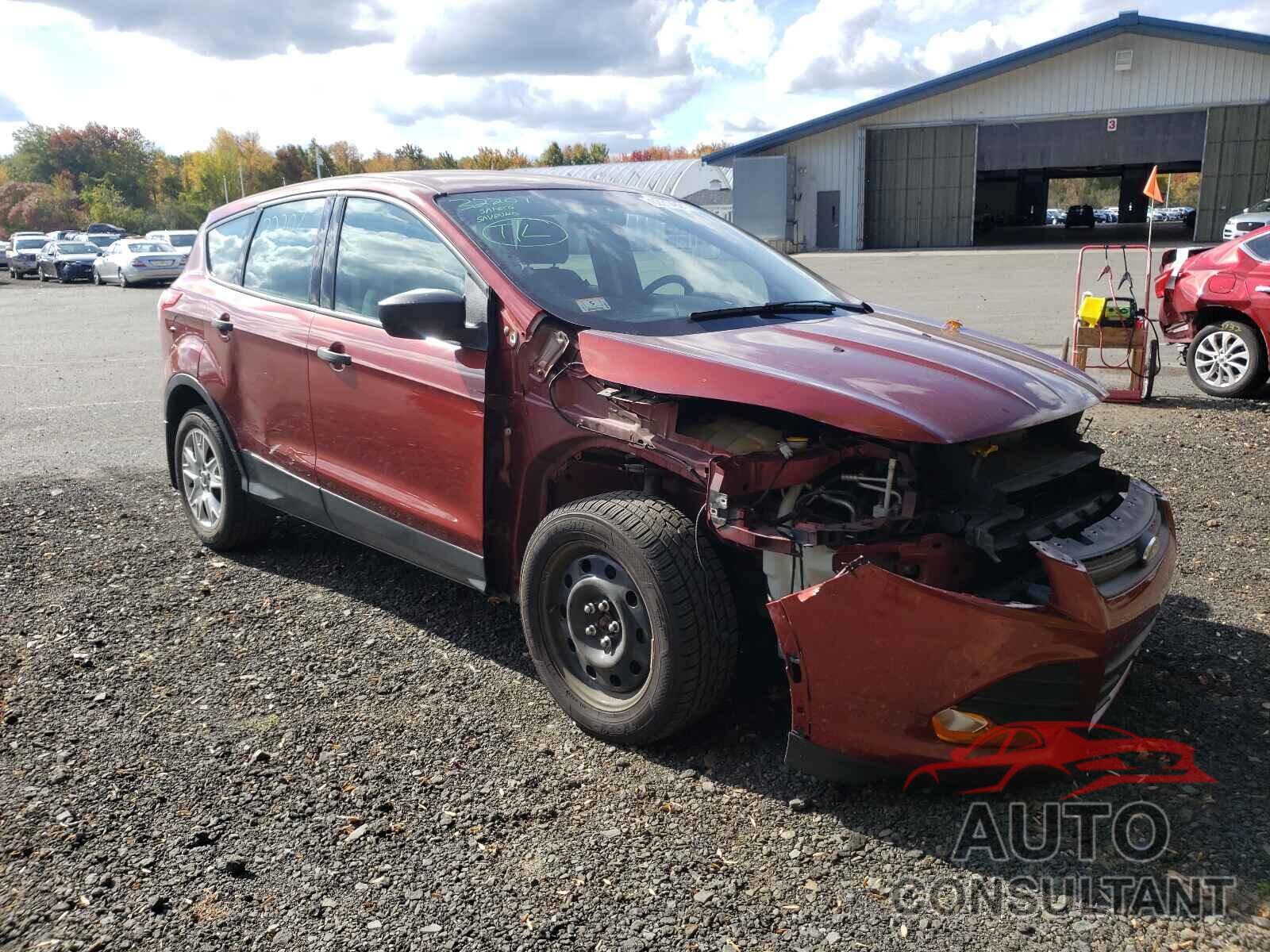 FORD ESCAPE 2016 - 1FMCU0F70GUA57514