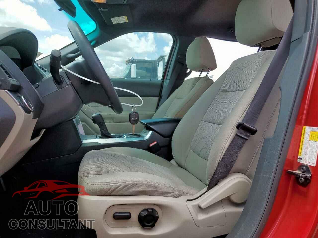 FORD EXPLORER 2011 - 1FMHK7B82BGA15260
