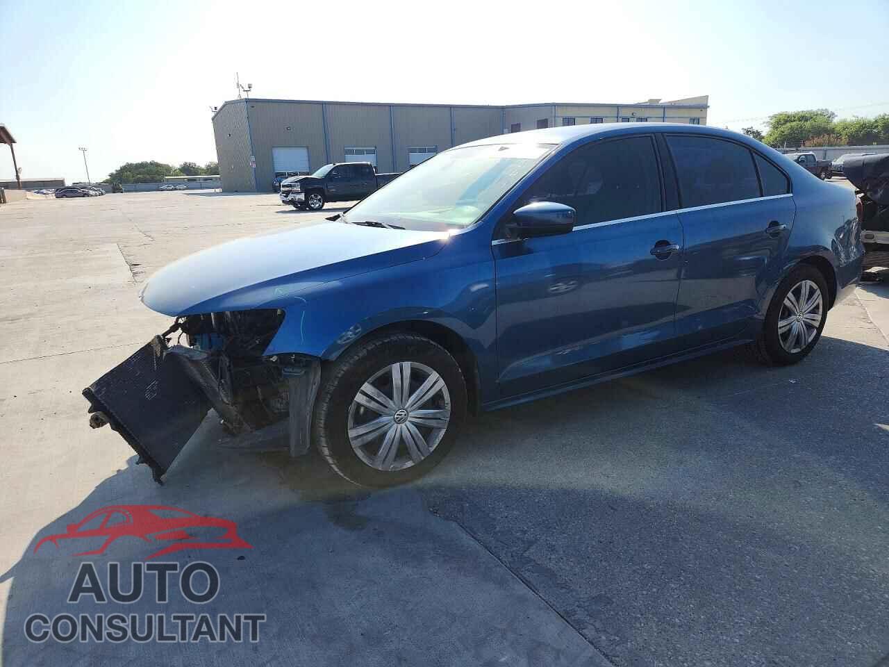VOLKSWAGEN JETTA 2017 - 3VW2B7AJXHM383826