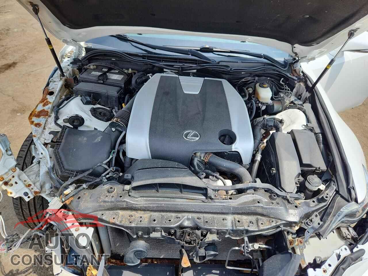 LEXUS IS 2014 - JTHCE1D2XE5000340