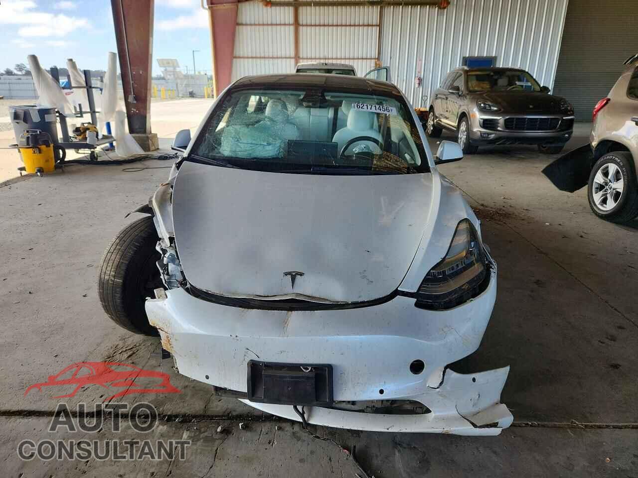 TESLA MODEL 3 2022 - 5YJ3E1EB0NF260339