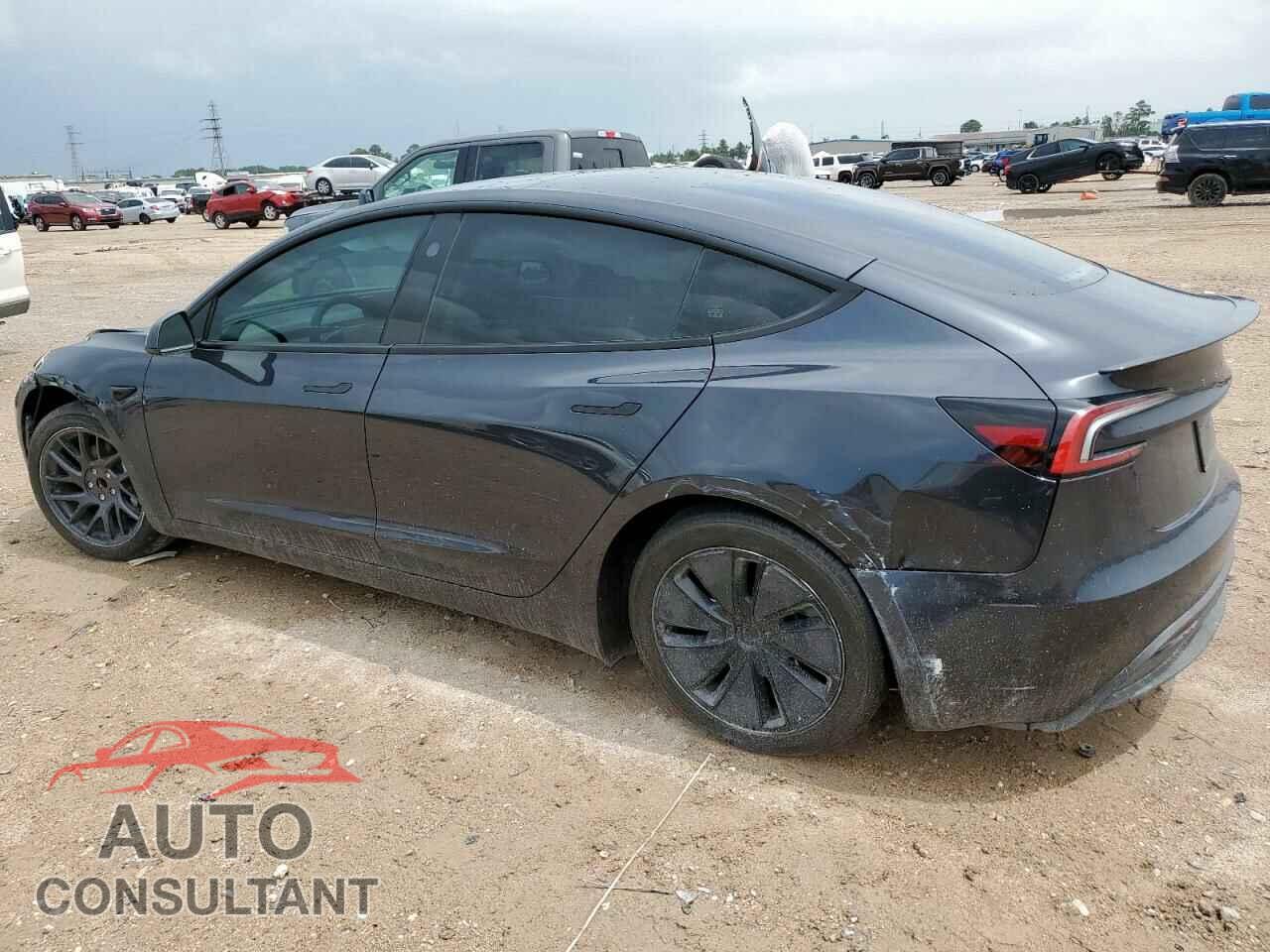TESLA MODEL 3 2024 - 5YJ3E1EA9RF724161