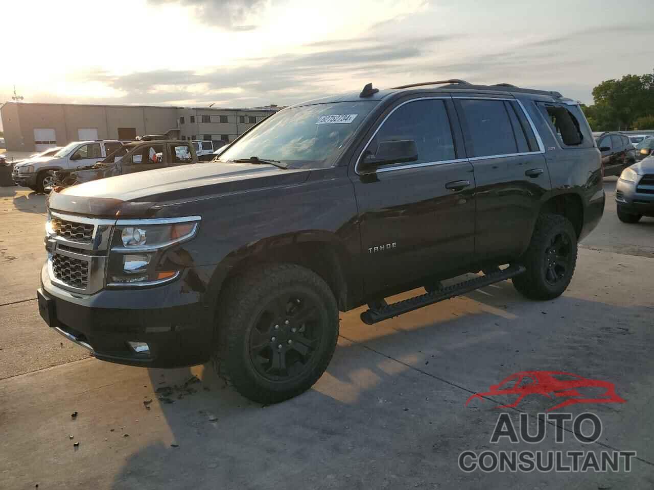 CHEVROLET TAHOE 2017 - 1GNSKBKC8HR367443