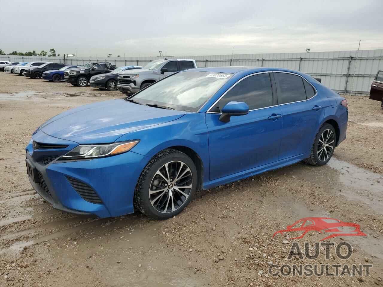 TOYOTA CAMRY 2018 - 4T1B11HK3JU152006