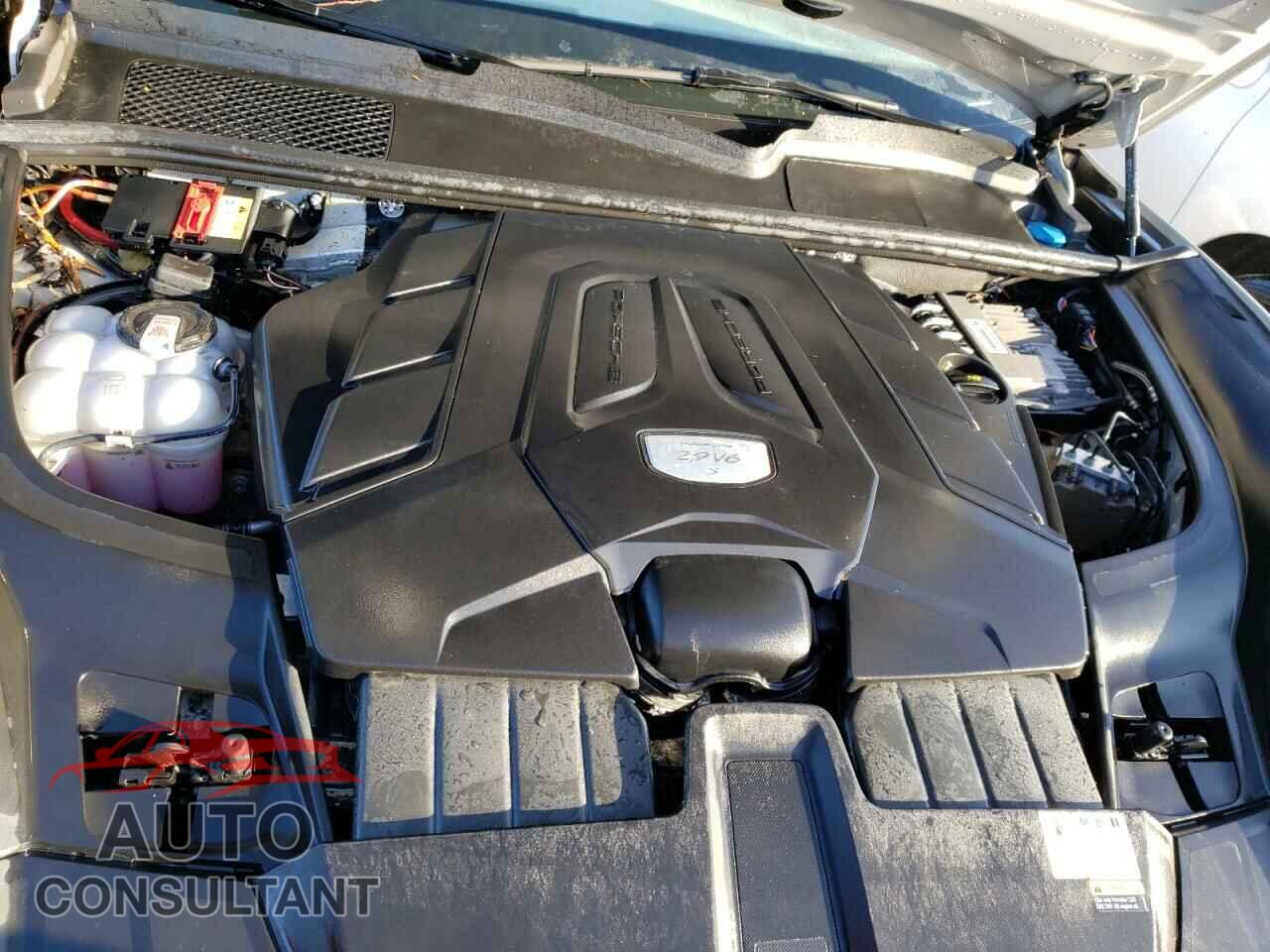 PORSCHE CAYENNE 2022 - WP1AB2AY2NDA31327