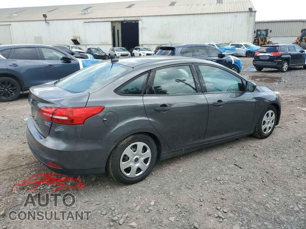 FORD FOCUS 2016 - 1FADP3E26GL354550