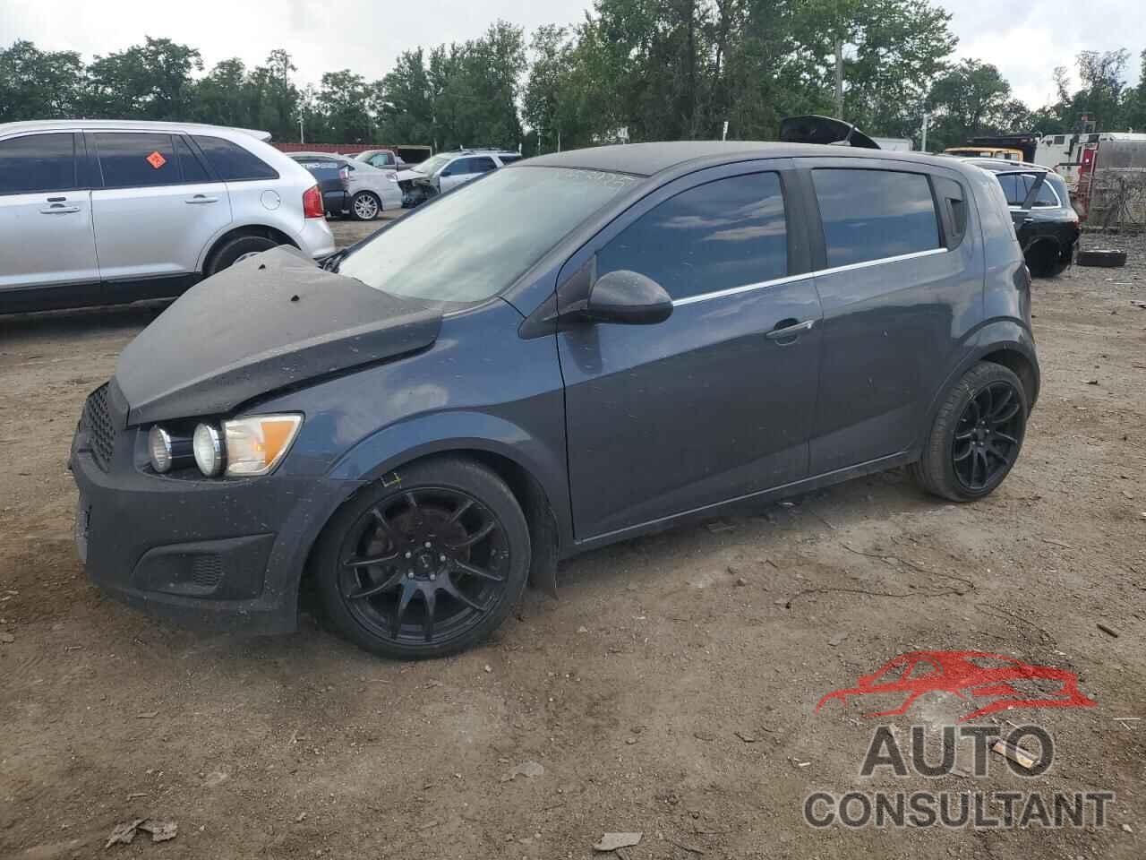 CHEVROLET SONIC 2012 - 1G1JD6SH8C4225657