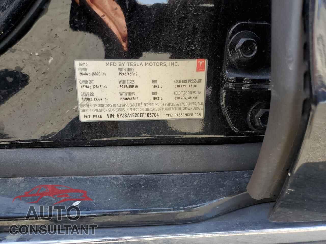 TESLA MODEL S 2015 - 5YJSA1E20FF105704