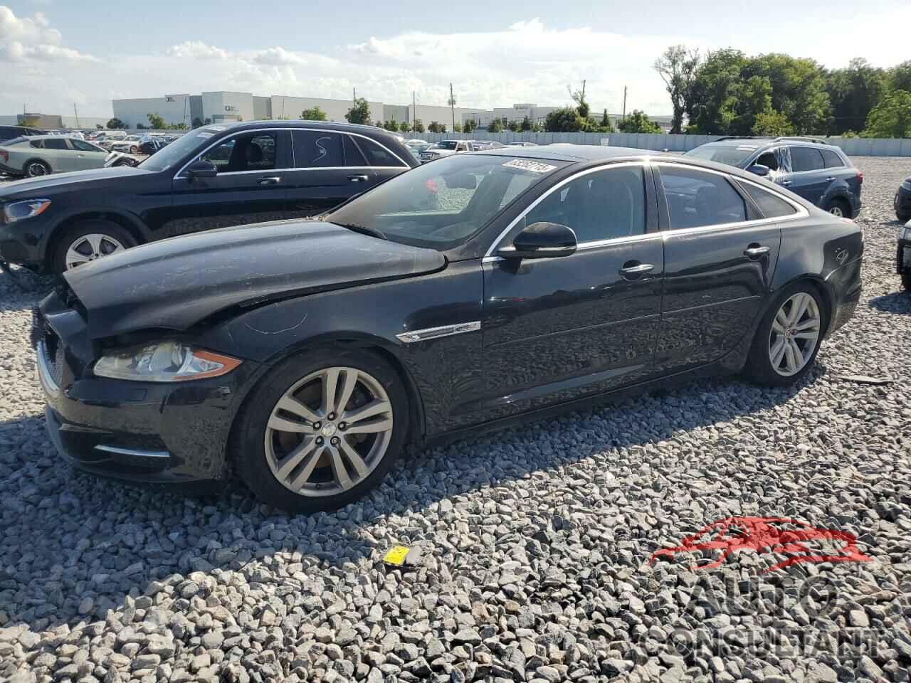 JAGUAR XJ 2015 - SAJWJ1CD6F8V78675