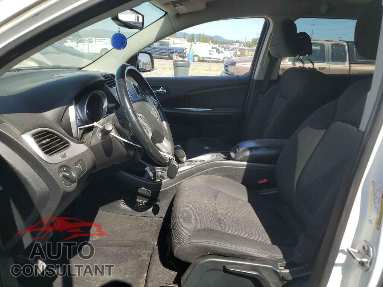 DODGE JOURNEY 2017 - 3C4PDCAB4HT525551