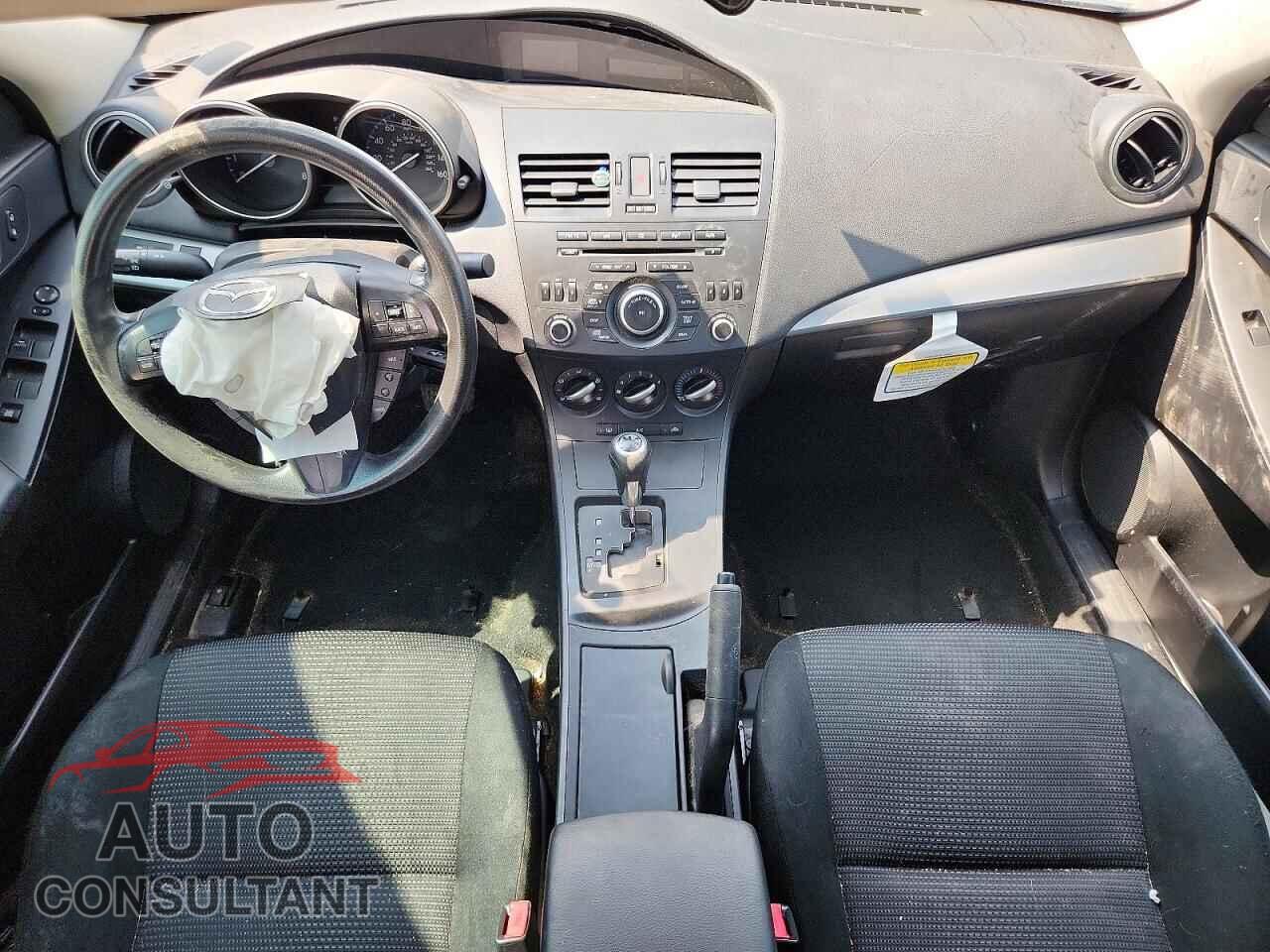 MAZDA 3 2013 - JM1BL1U77D1721140